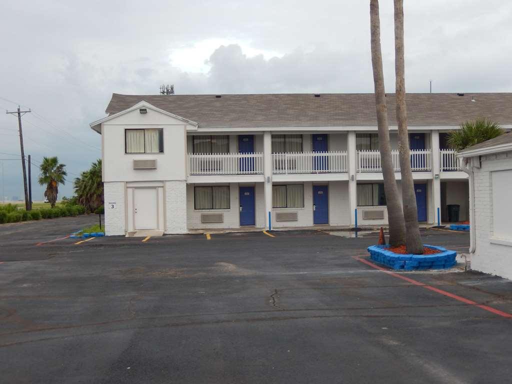 Motel 6 Portland Buitenkant foto
